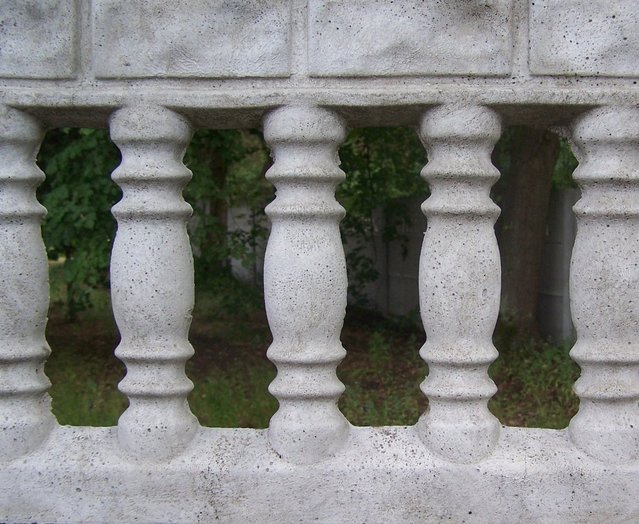 Jak se staví betonové ploty